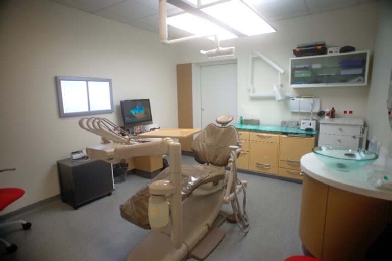 Prothesiste dentaire en guadeloupe 02 picture